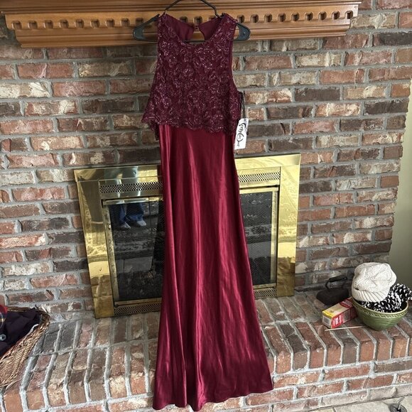 Steppin Out Dresses & Skirts - vintage steppin out dress Burgundy Satin Look Size 11/12 NOS See Measurements